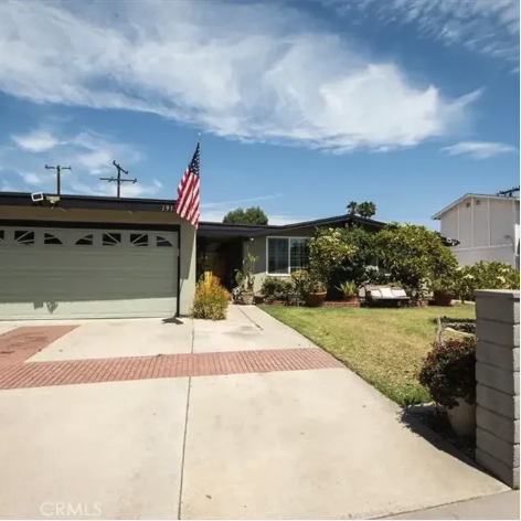 1913 W Beacon Ave, Anaheim, CA 92804